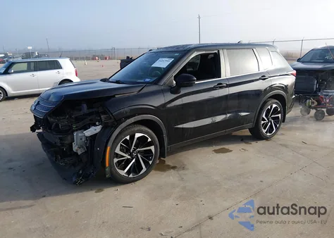 2022 Mitsubishi Outlander Es 2.5 S-Awc z USA, uszkodzony, nr VIN JA4J4TA83NZ044022